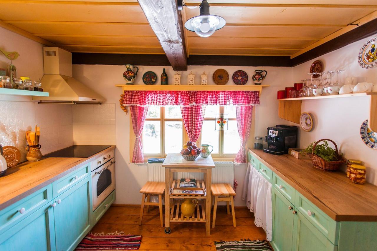 Chalupa Šárka Dolní Dvůr Exteriér fotografie